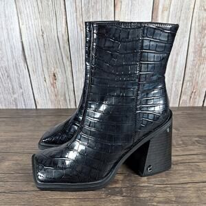 Circus by Sam Edelman Layla Black Patent Leather Alligator Boot Women's 5.5 NWOB